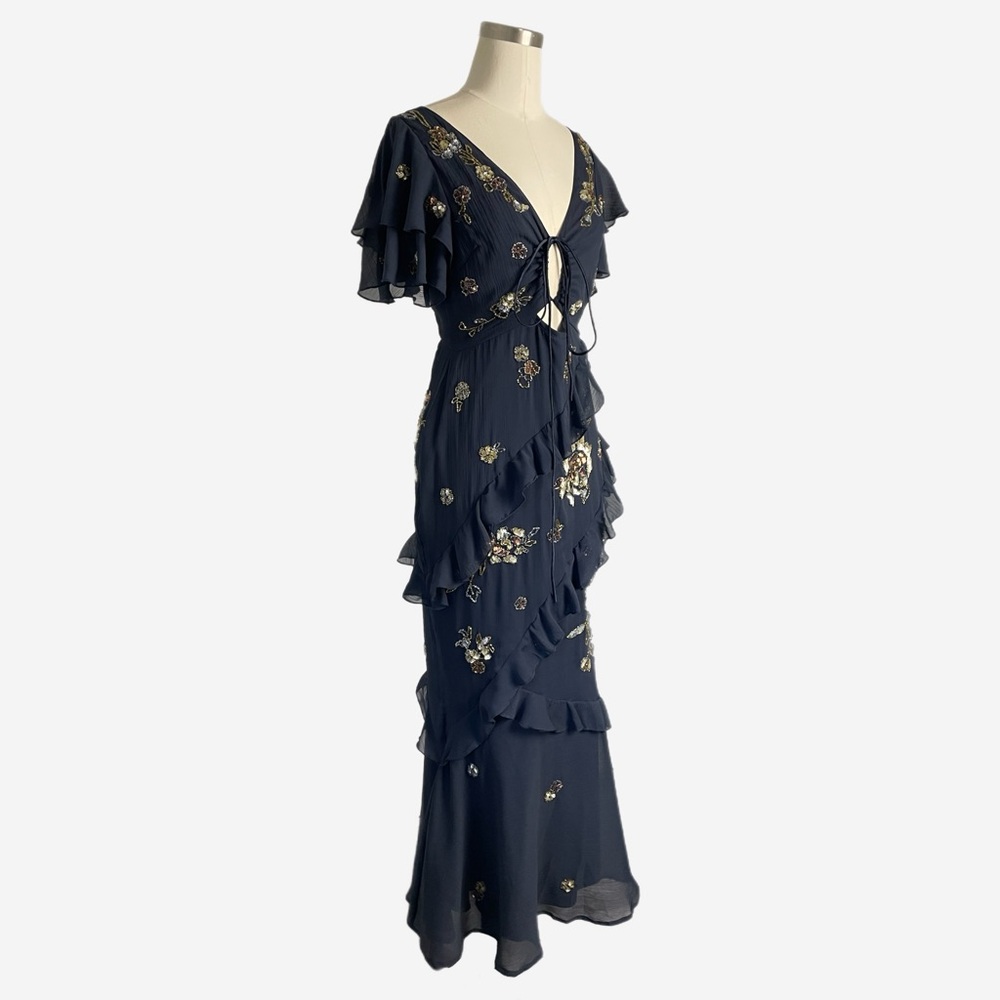 ASOS DESIGN ruffle detail short sleeve embellished midi dress in navy floral 6P - Picture 5 of 14